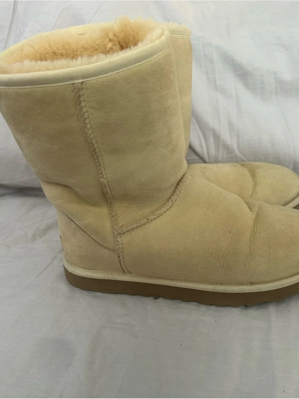 UGG Women's Short Shearling Suede Boots in Cream